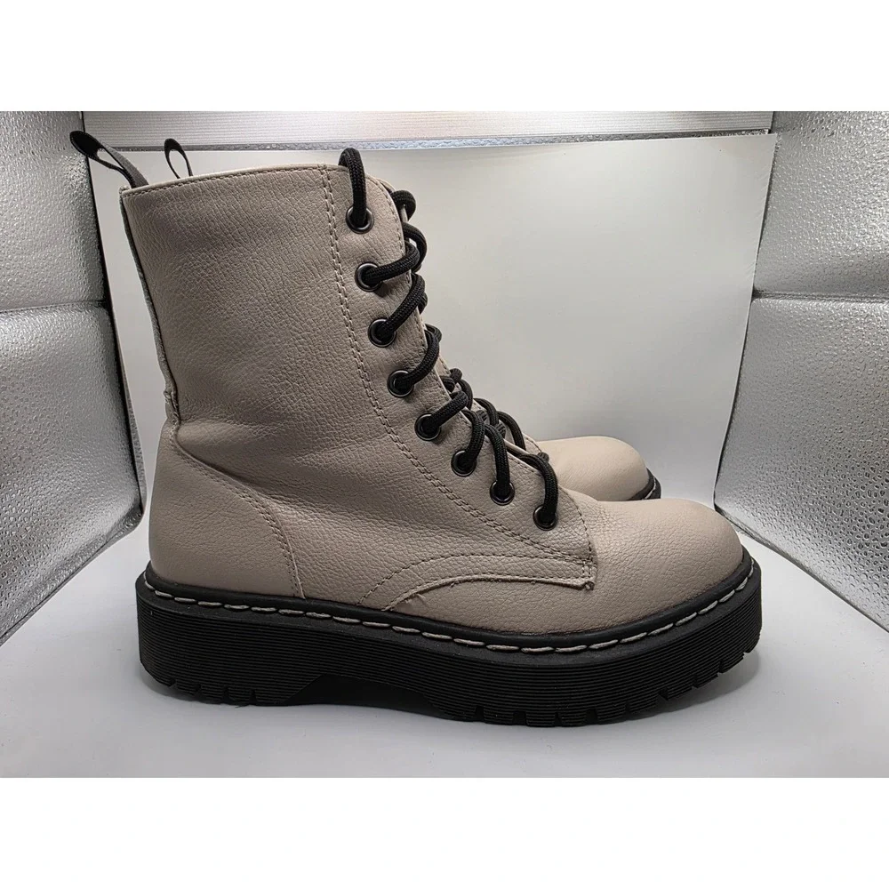 Sincerely Jules Harley Combat Boots Cream Beige Platform Lug Sole Mens 7 P2HRL10
